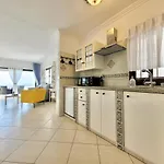 Blue Coast Bellavista Appartement